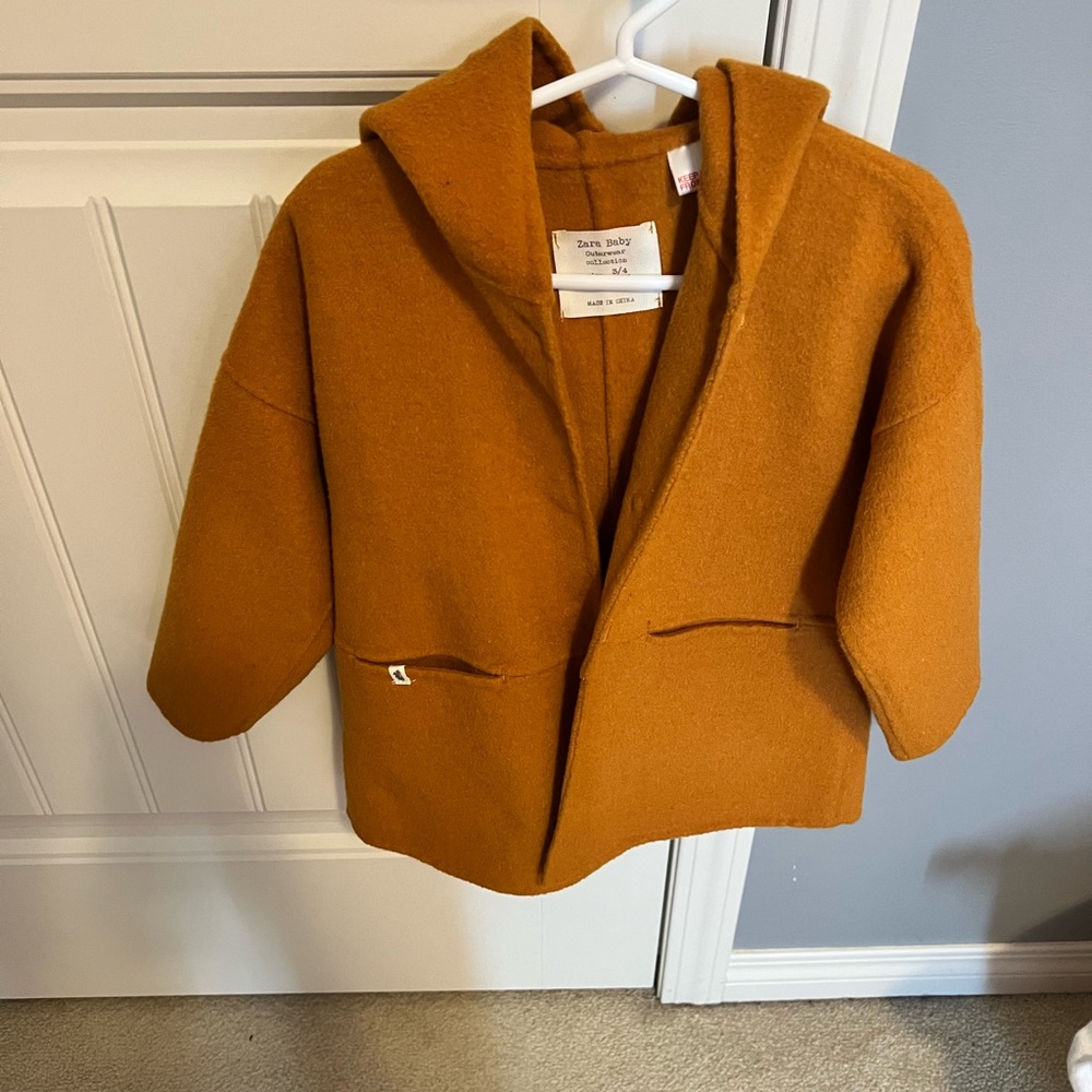 Zara kids size 3/4 years coat. In excellent condition. Worn once
